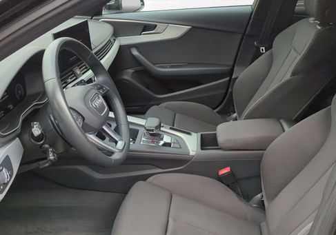 Audi A4, 2023