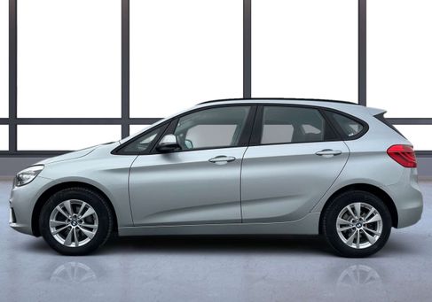 BMW 220, 2017