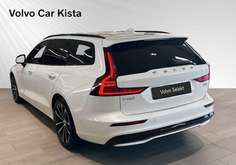 Volvo V60, 2025