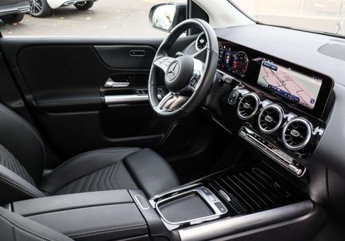 Mercedes-Benz B 220, 2024