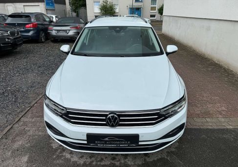 Volkswagen Passat Variant, 2023 3
