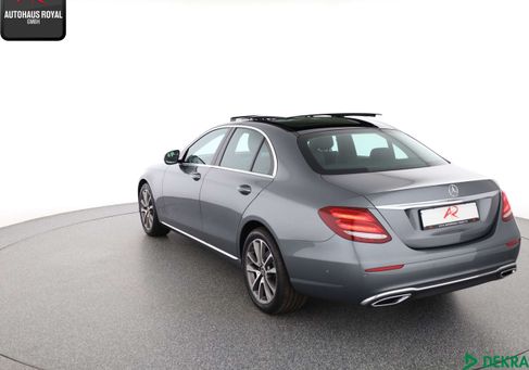 Mercedes-Benz E 220, 2018