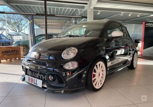 Abarth 695, 2022