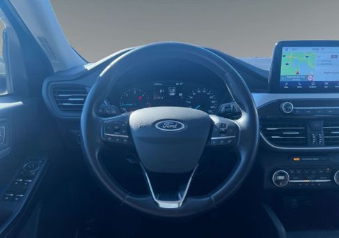 Ford Kuga, 2022