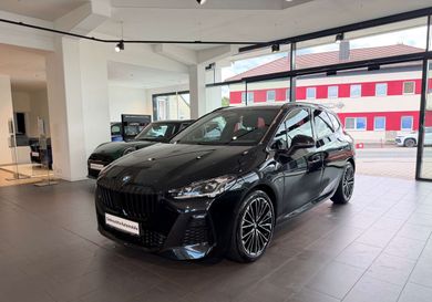BMW 218, 2024