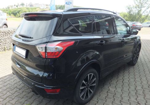 Ford Kuga, 2019