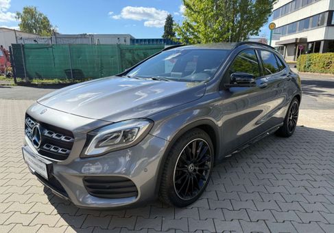 Mercedes-Benz GLA 220, 2018 3