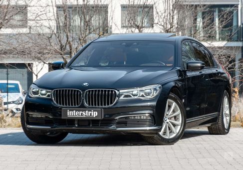 BMW 740, 2018