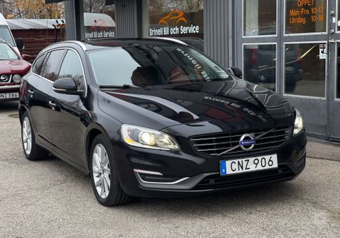 Volvo V60, 2015