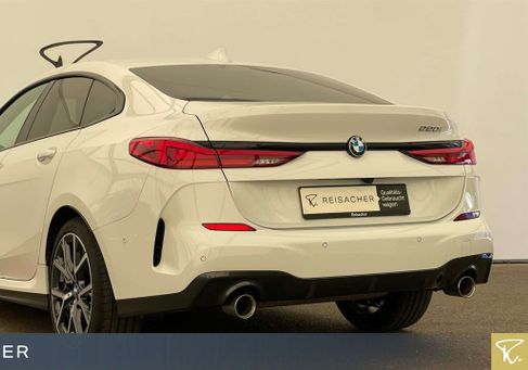BMW 220, 2023 2