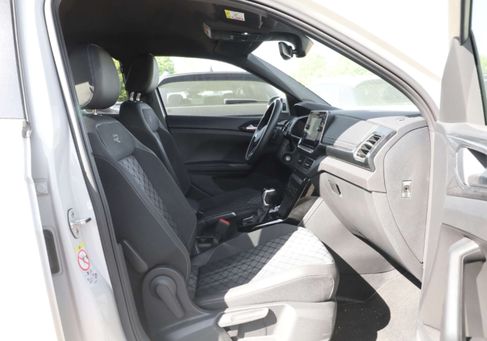 Volkswagen T-Cross, 2025