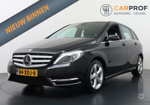 Mercedes-Benz B 180, 2012