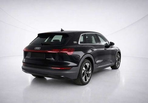 Audi e-tron, 2022 3