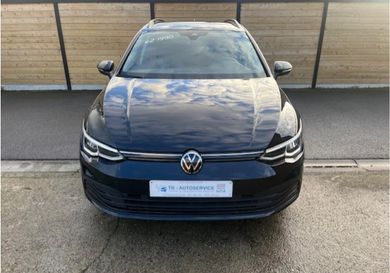 Volkswagen Golf, 2022
