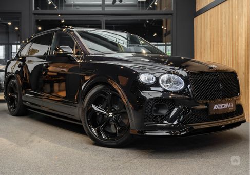 Bentley Bentayga, 2022