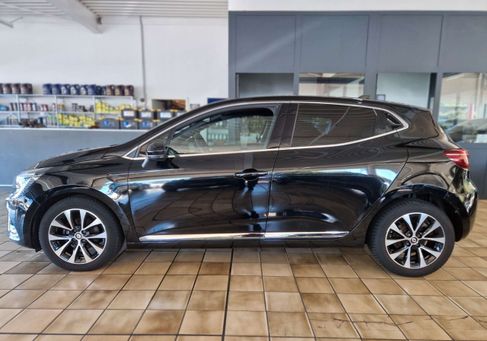 Renault Clio, 2023