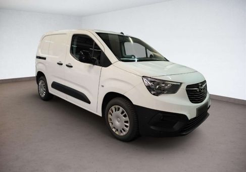 Opel Combo, 2022