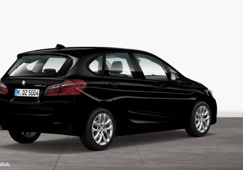 BMW 225, 2019