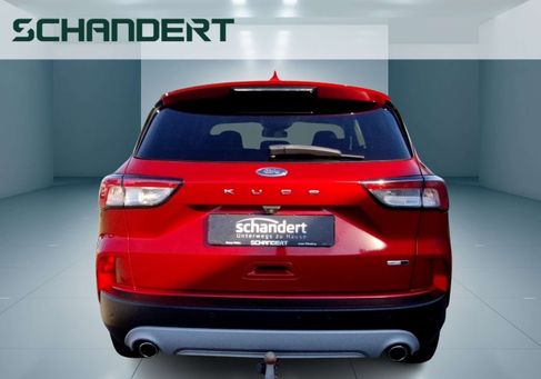 Ford Kuga, 2021 3