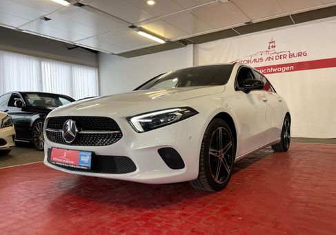 Mercedes-Benz A 220, 2021