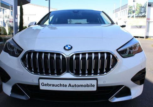 BMW 218, 2021 3