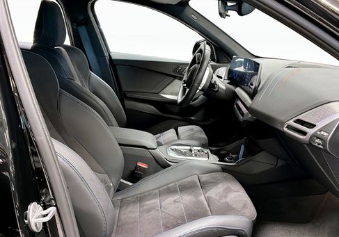 BMW 120, 2026 3