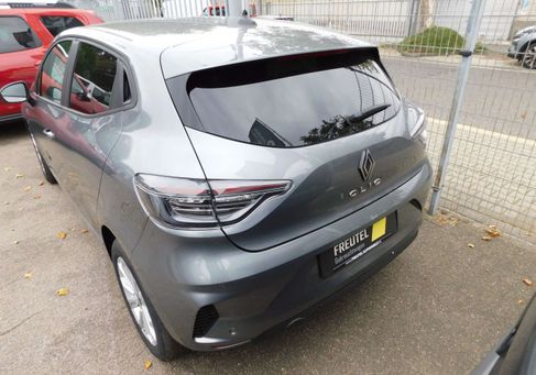 Renault Clio, 2024