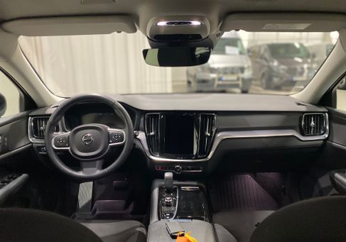 Volvo V60, 2022 2
