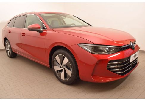 Volkswagen Passat Variant, 2024