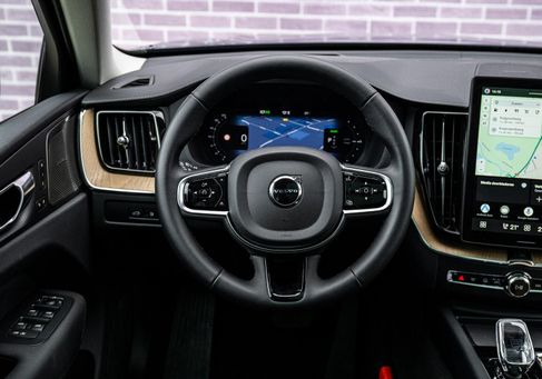 Volvo XC60, 2026 3