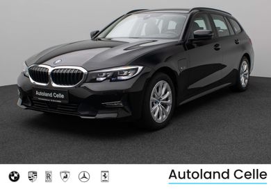 BMW 330, 2021