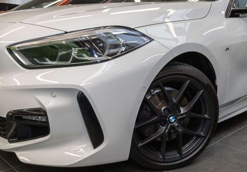 BMW 118, 2023