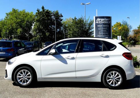 BMW 218, 2020
