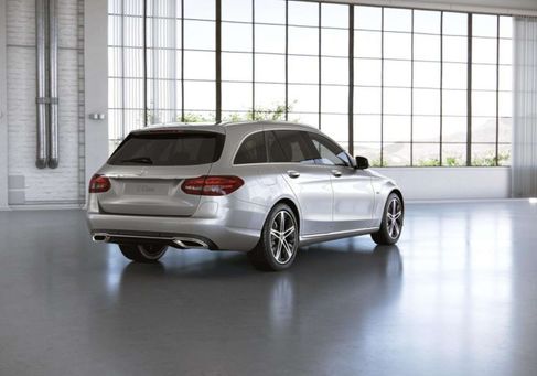 Mercedes-Benz C 300, 2021