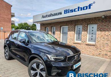 Volvo XC40, 2025