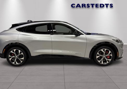 Ford Mustang Mach-E, 2021