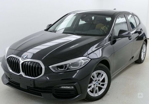 BMW 118, 2023