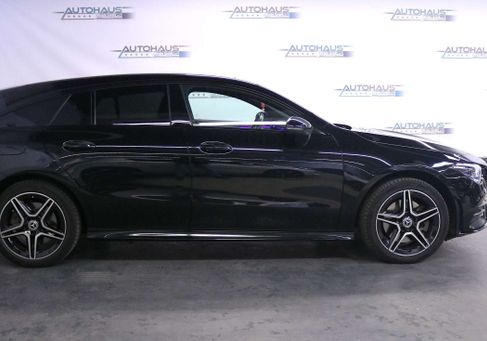 Mercedes-Benz CLA 250, 2022