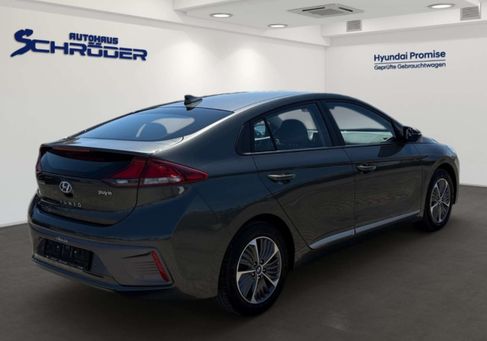 Hyundai IONIQ, 2022 3