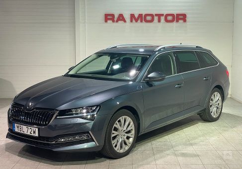 Skoda Superb, 2022