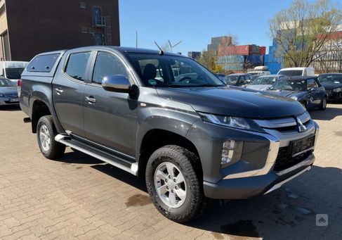 Mitsubishi L200, 2021
