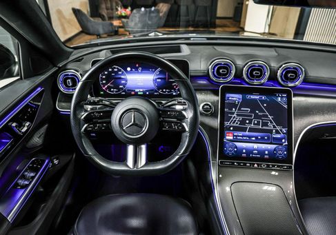 Mercedes-Benz C 300, 2022 2