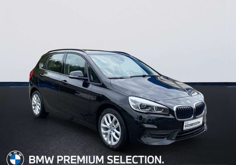 BMW 225, 2021 3
