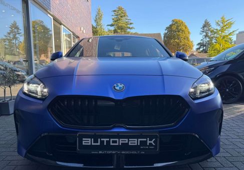 BMW 120, 2025 3