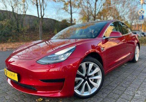 Tesla Model 3, 2020