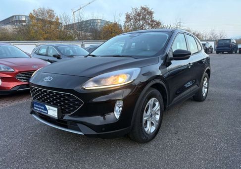 Ford Kuga, 2021