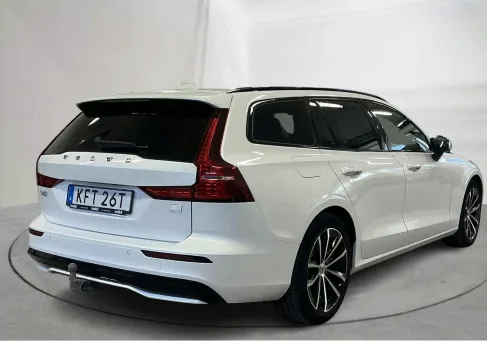 Volvo V60, 2023 3