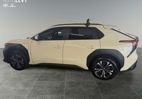 Toyota bZ4X, 2025 3