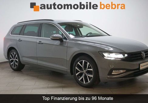 Volkswagen Passat, 2022