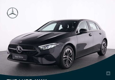 Mercedes-Benz A 180, 2023